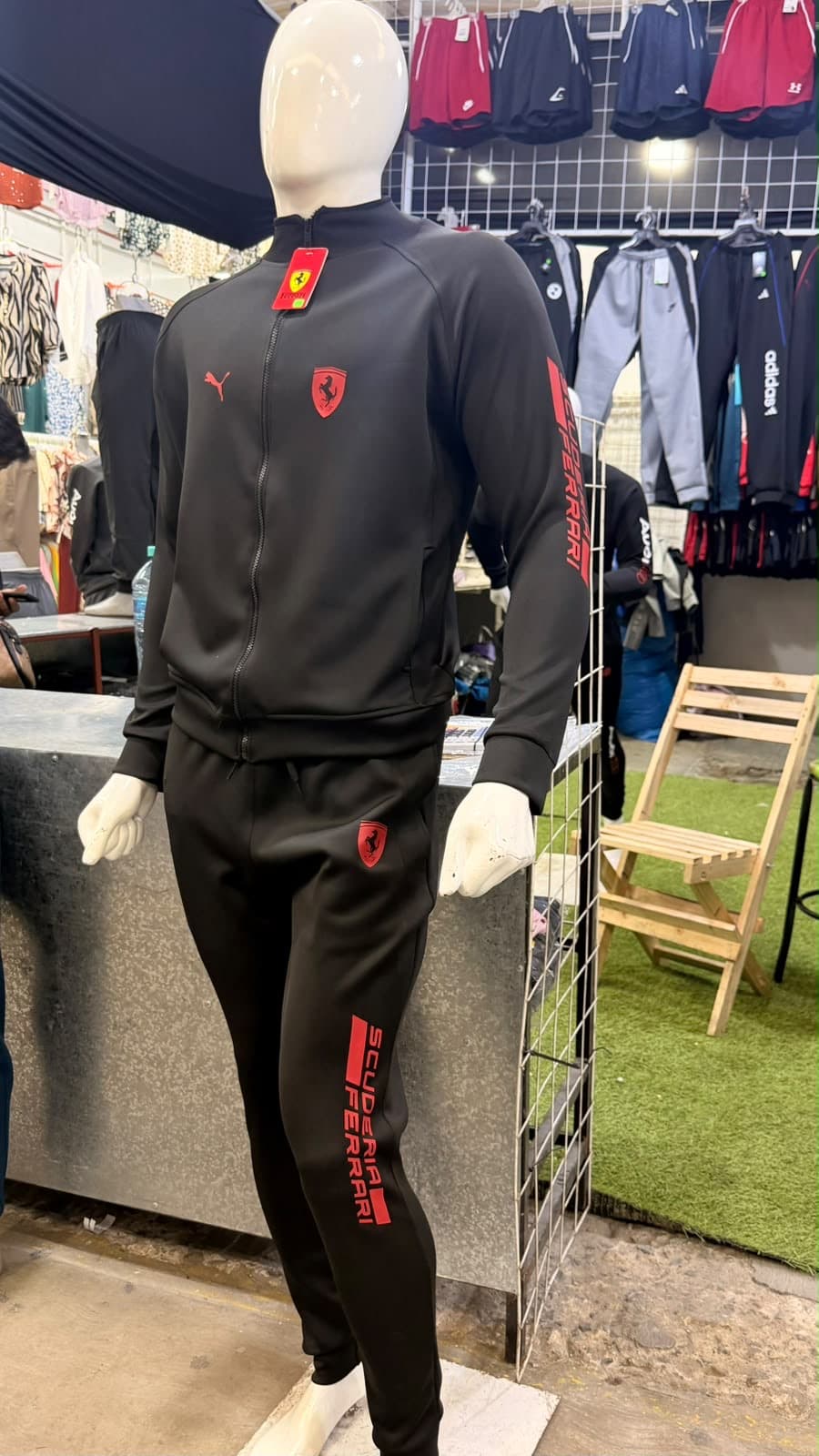 Conjunto Ferrari